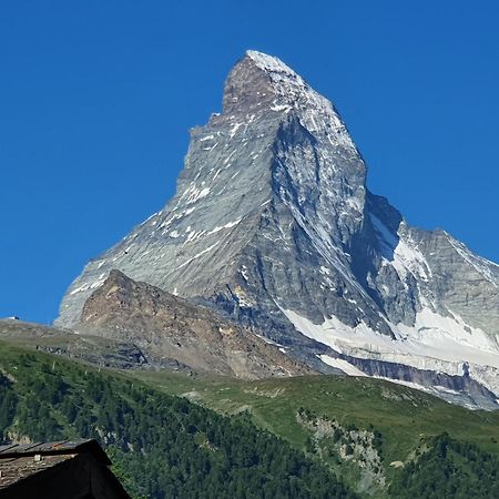 Strahlhorn Apartamento Zermatt Exterior foto