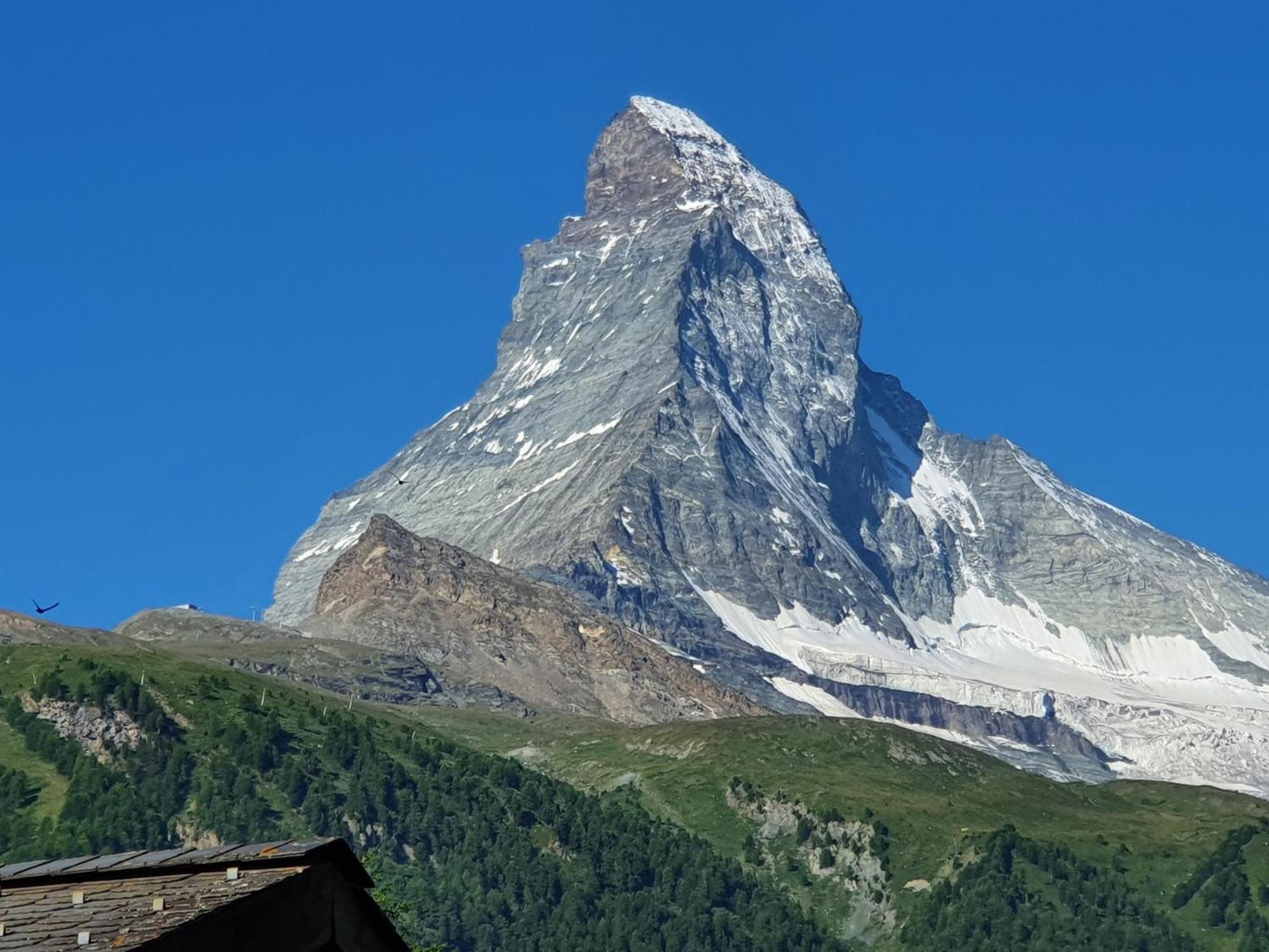 Strahlhorn Apartamento Zermatt Exterior foto