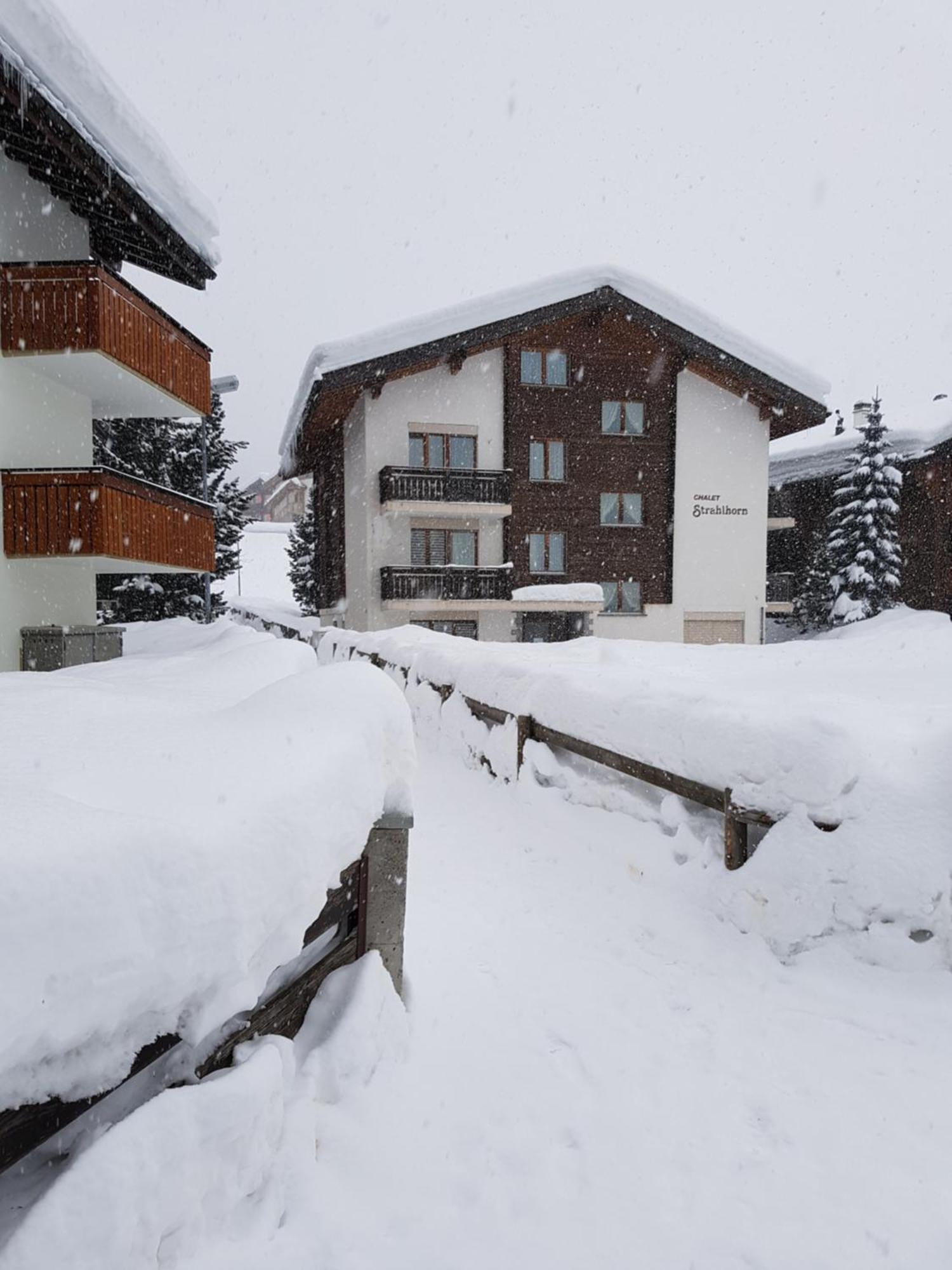 Strahlhorn Apartamento Zermatt Exterior foto